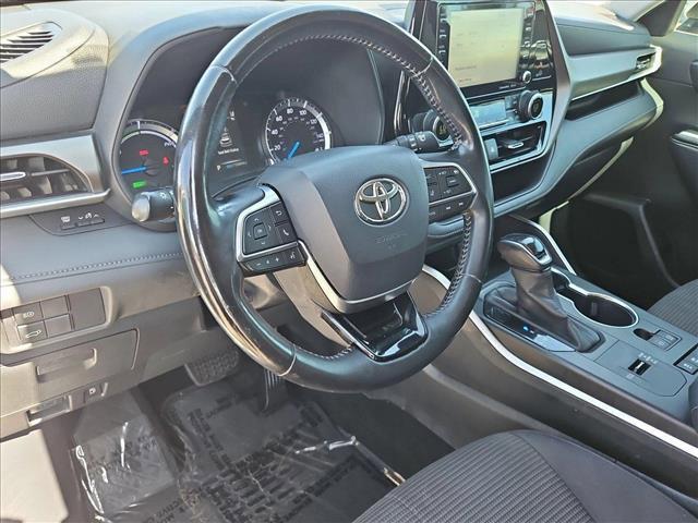 used 2020 Toyota Highlander Hybrid car, priced at $25,947