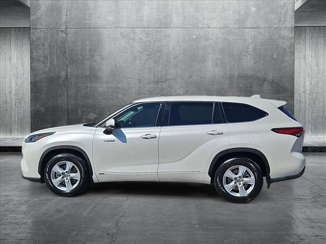 used 2020 Toyota Highlander Hybrid car, priced at $25,947