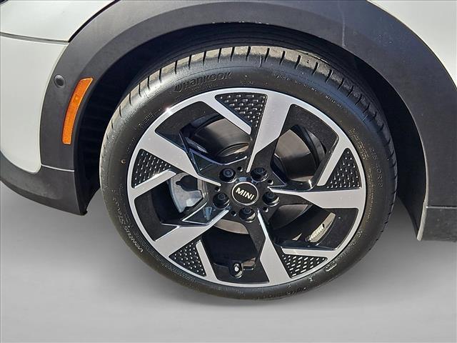used 2025 MINI Hardtop car, priced at $29,777