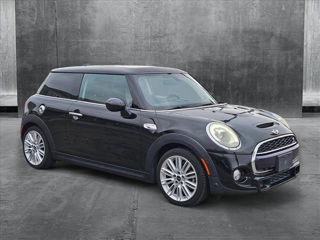 used 2018 MINI Hardtop car, priced at $15,495