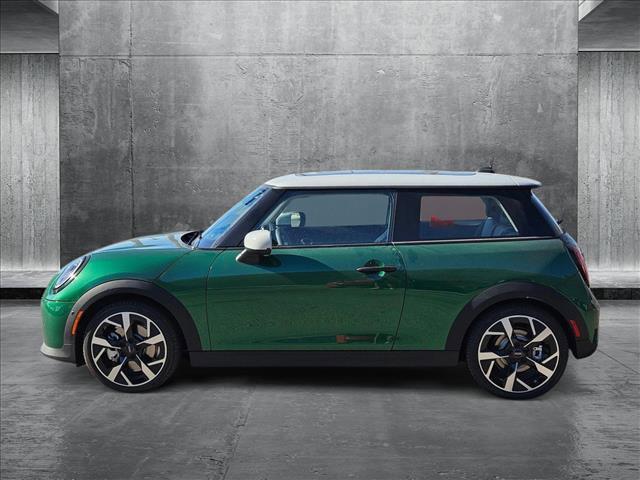 new 2025 MINI Hardtop car, priced at $33,285