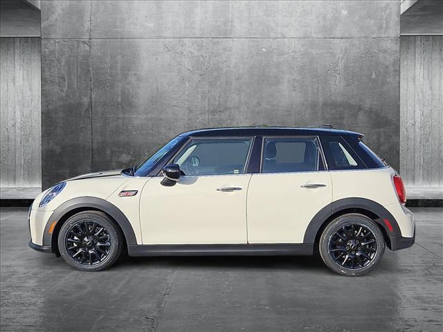 used 2022 MINI Hardtop car, priced at $20,995