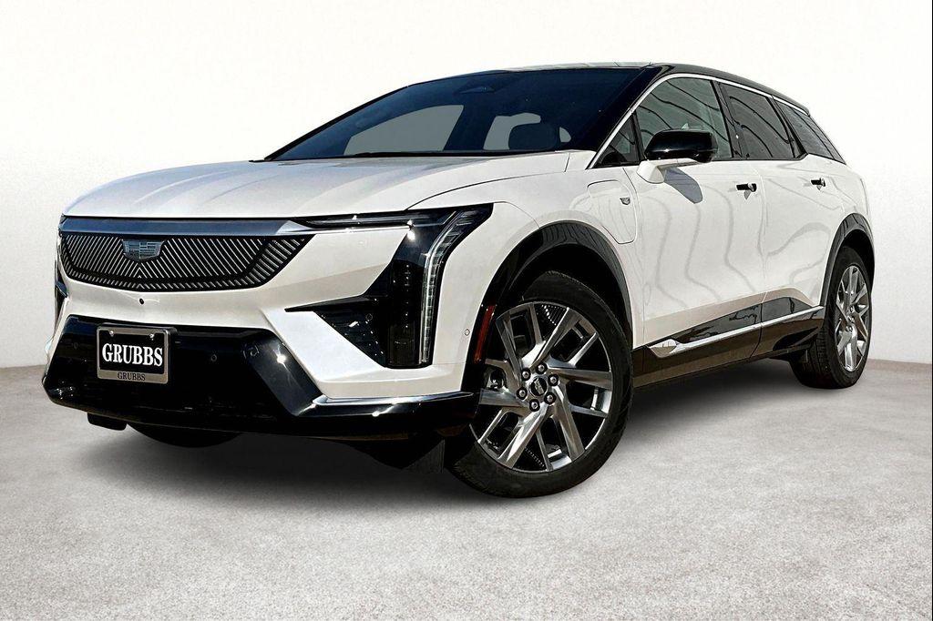 new 2025 Cadillac OPTIQ car, priced at $56,889