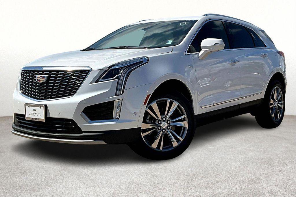 new 2025 Cadillac XT5 car, priced at $57,690