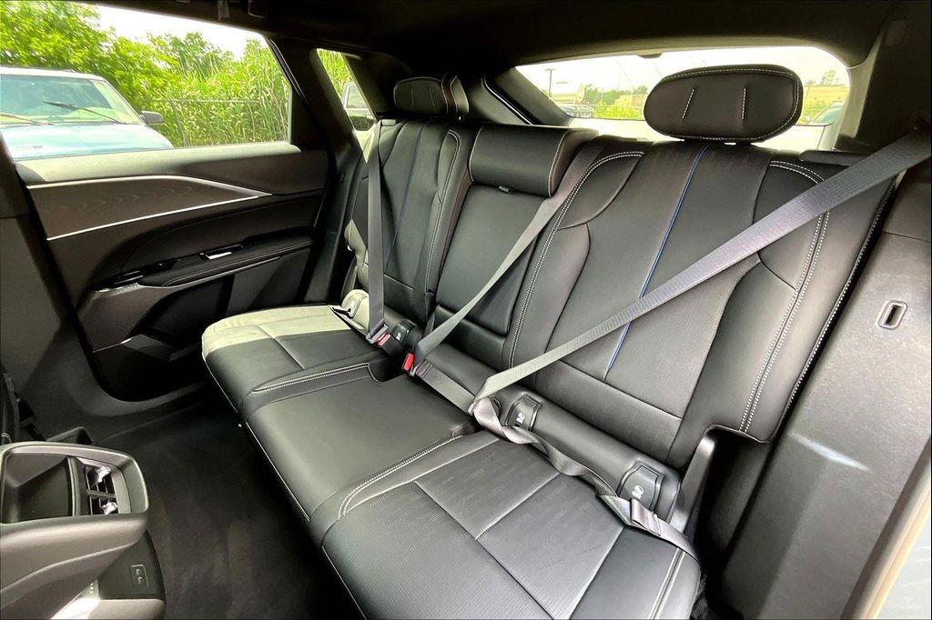 new 2025 Cadillac LYRIQ car, priced at $60,590