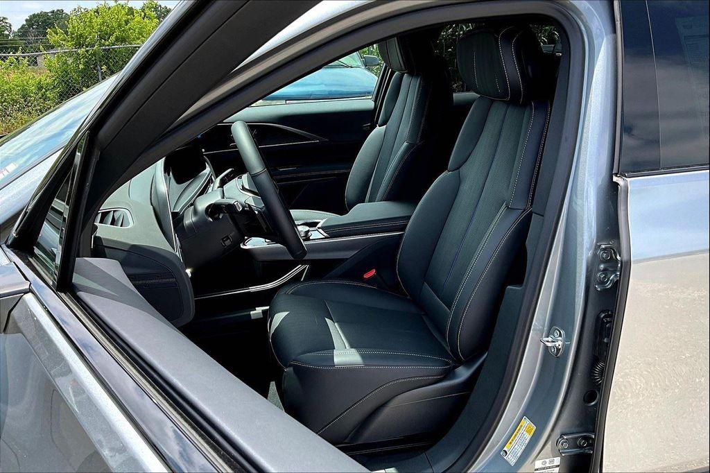 new 2025 Cadillac LYRIQ car, priced at $60,590