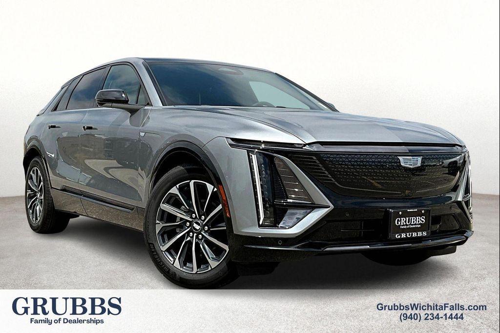 new 2025 Cadillac LYRIQ car, priced at $60,590