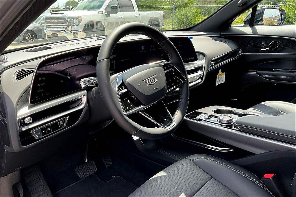new 2025 Cadillac LYRIQ car, priced at $60,590