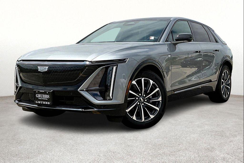 new 2025 Cadillac LYRIQ car, priced at $60,590