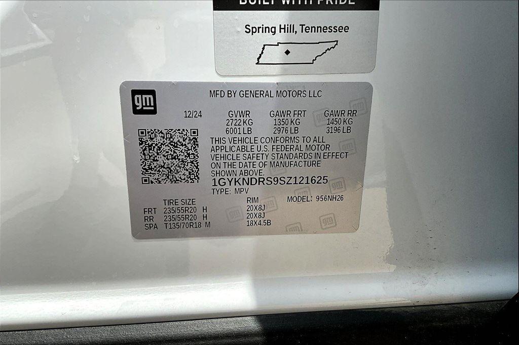 new 2025 Cadillac XT5 car, priced at $59,690