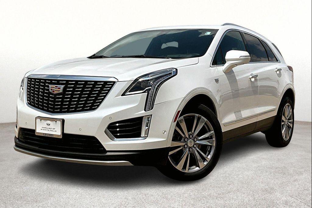 new 2025 Cadillac XT5 car, priced at $59,690