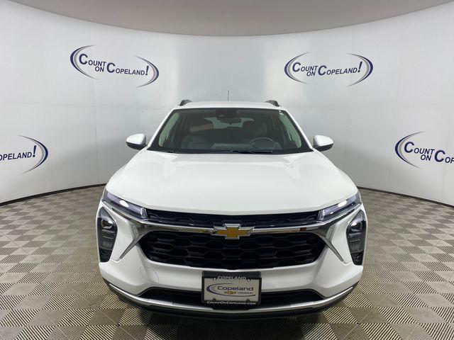 used 2025 Chevrolet Trax car, priced at $24,616