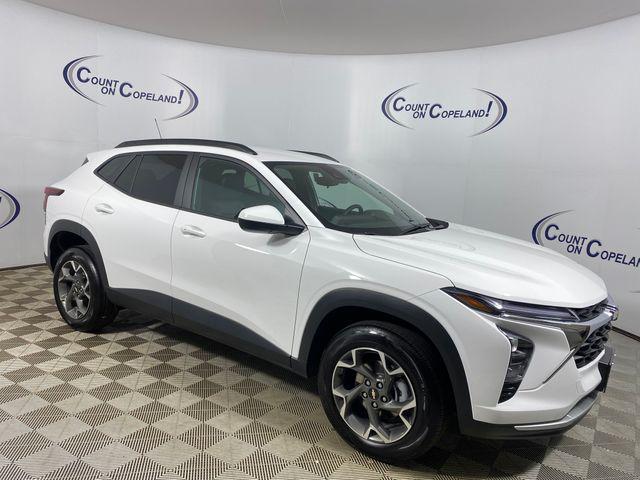 used 2025 Chevrolet Trax car, priced at $24,616