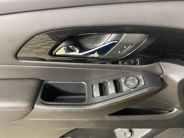 used 2022 Chevrolet Traverse car, priced at $34,925