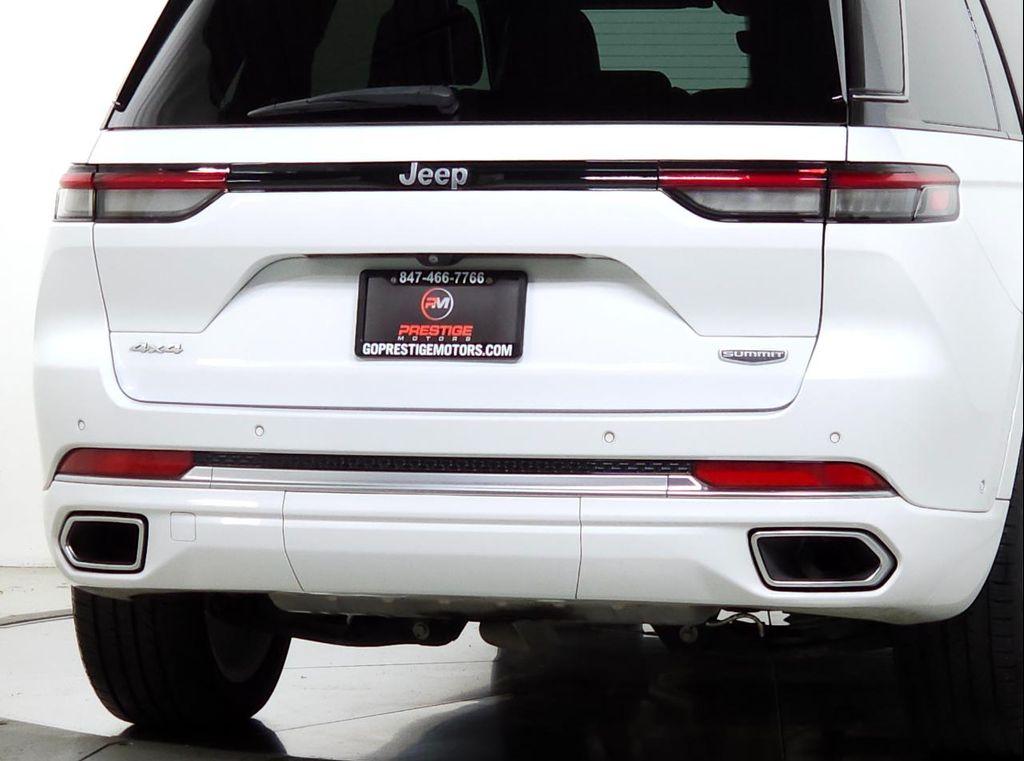 used 2022 Jeep Grand Cherokee car, priced at $34,990