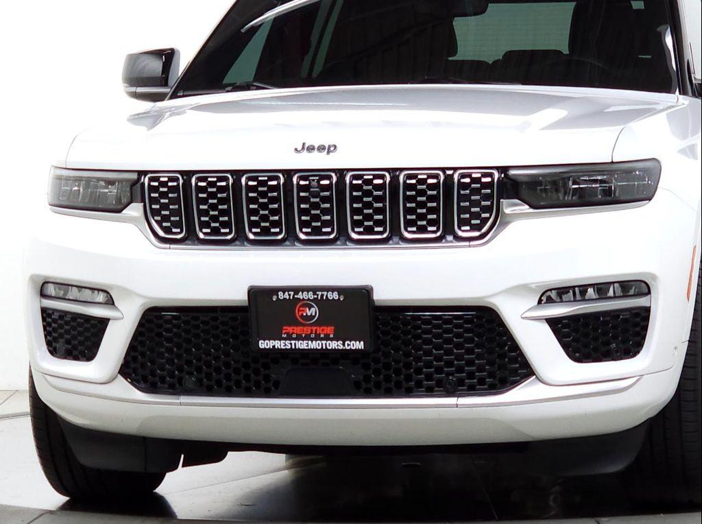 used 2022 Jeep Grand Cherokee car, priced at $34,990