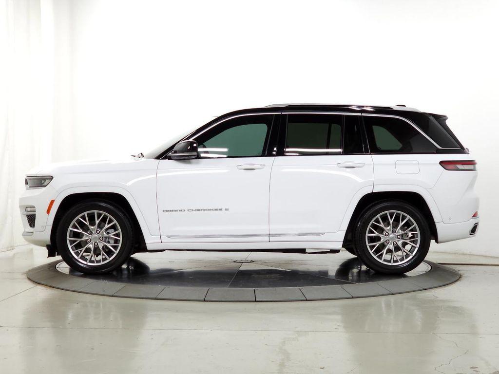used 2022 Jeep Grand Cherokee car, priced at $34,990