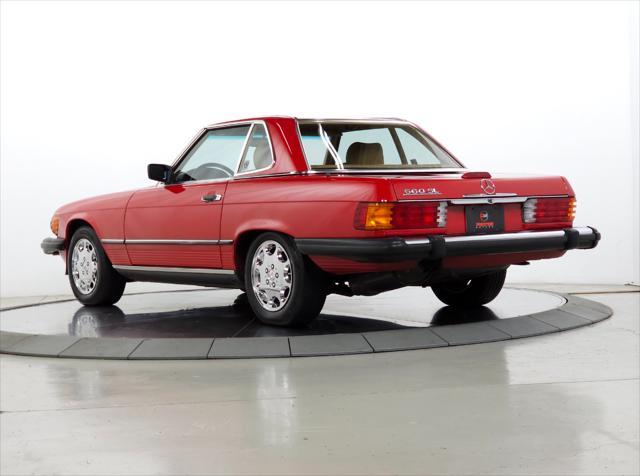 used 1989 Mercedes-Benz 560 car, priced at $45,990
