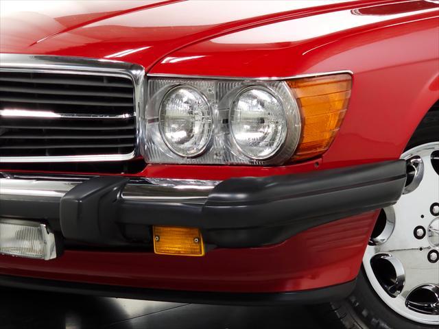 used 1989 Mercedes-Benz 560 car, priced at $45,990