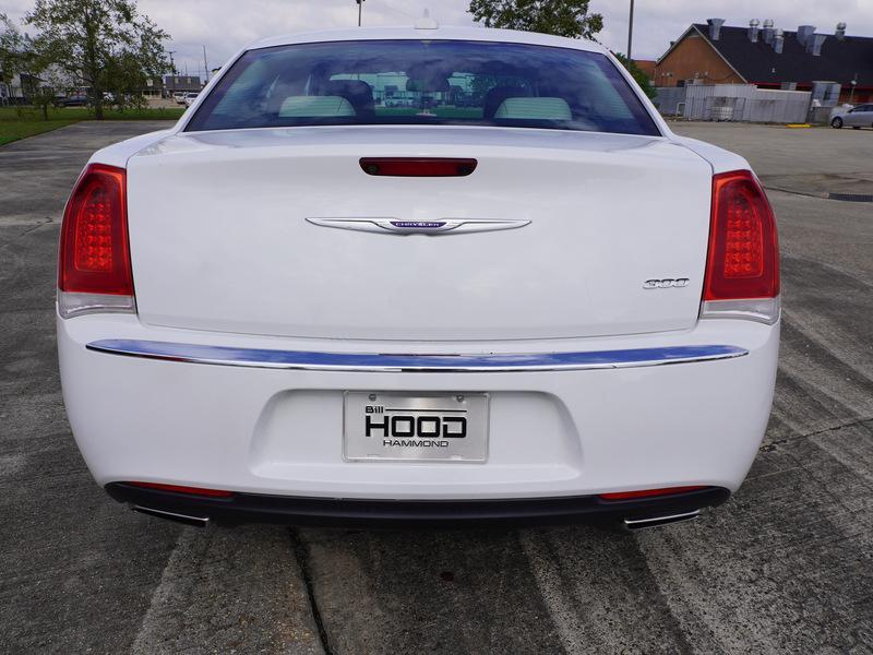 used 2019 Chrysler 300 car, priced at $13,991