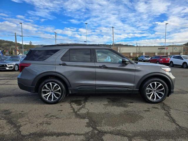 used 2023 Ford Explorer car, priced at $33,500