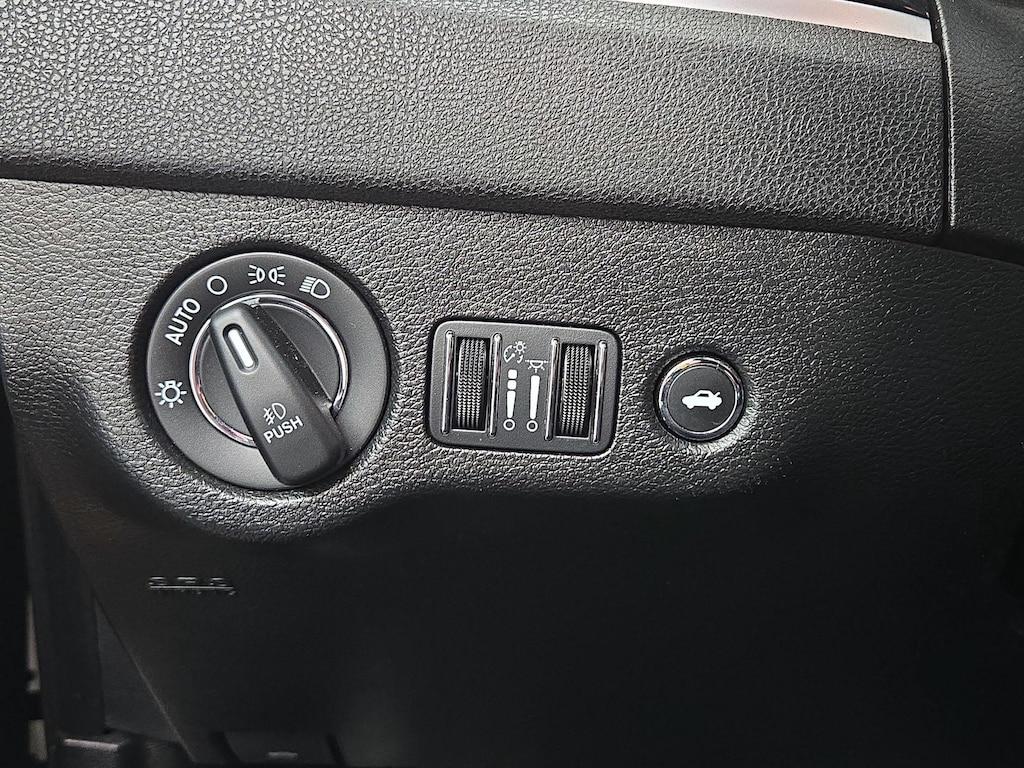 used 2023 Chrysler 300 car, priced at $30,998