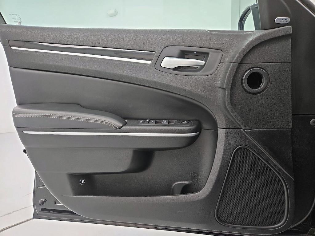 used 2023 Chrysler 300 car, priced at $30,998