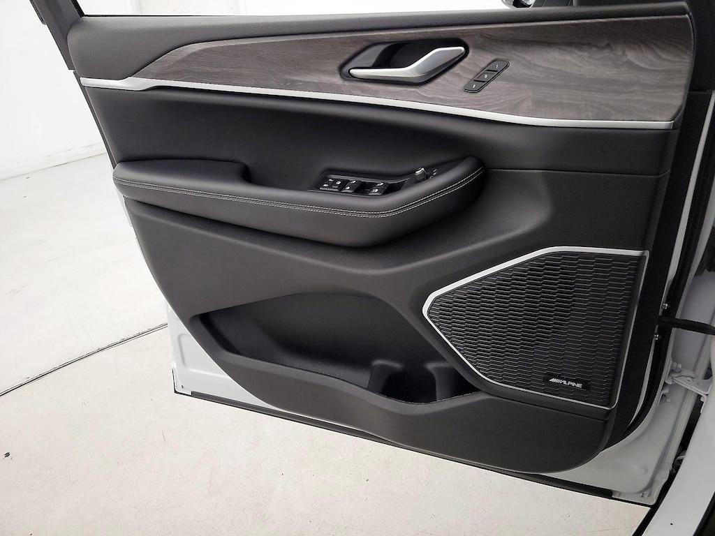 used 2023 Jeep Grand Cherokee 4xe car, priced at $32,998