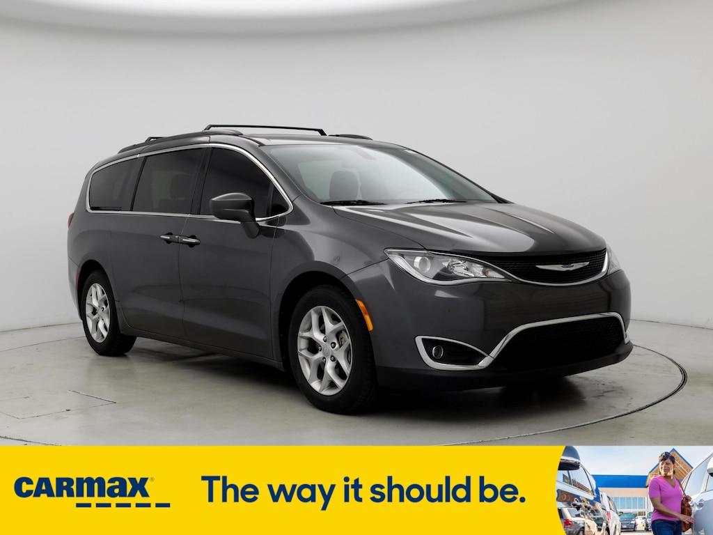 used 2018 Chrysler Pacifica car, priced at $19,998