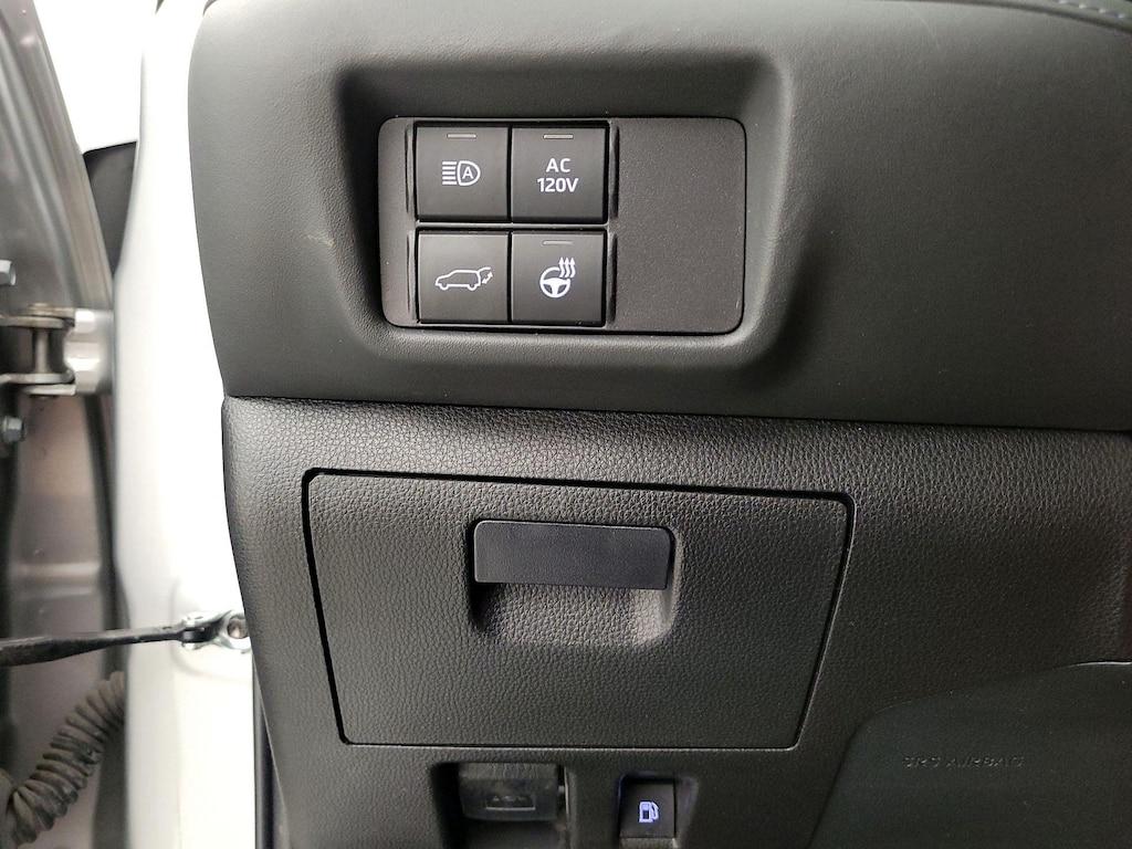 used 2022 Toyota Highlander Hybrid car, priced at $41,998