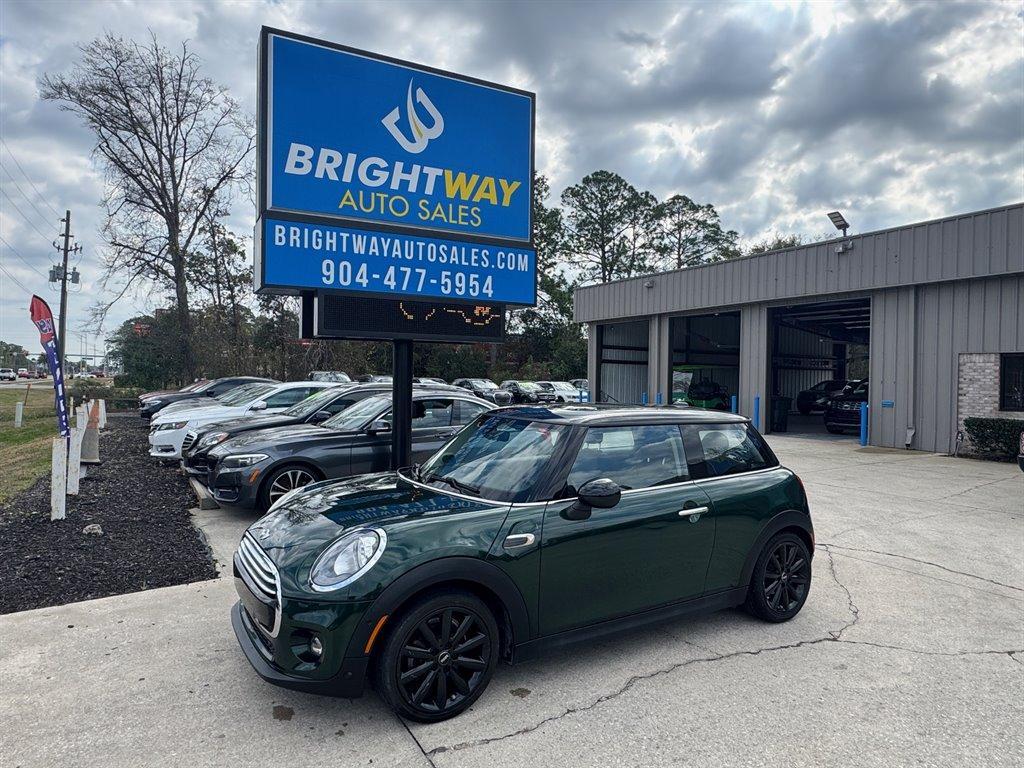 used 2018 MINI Hardtop car, priced at $13,900