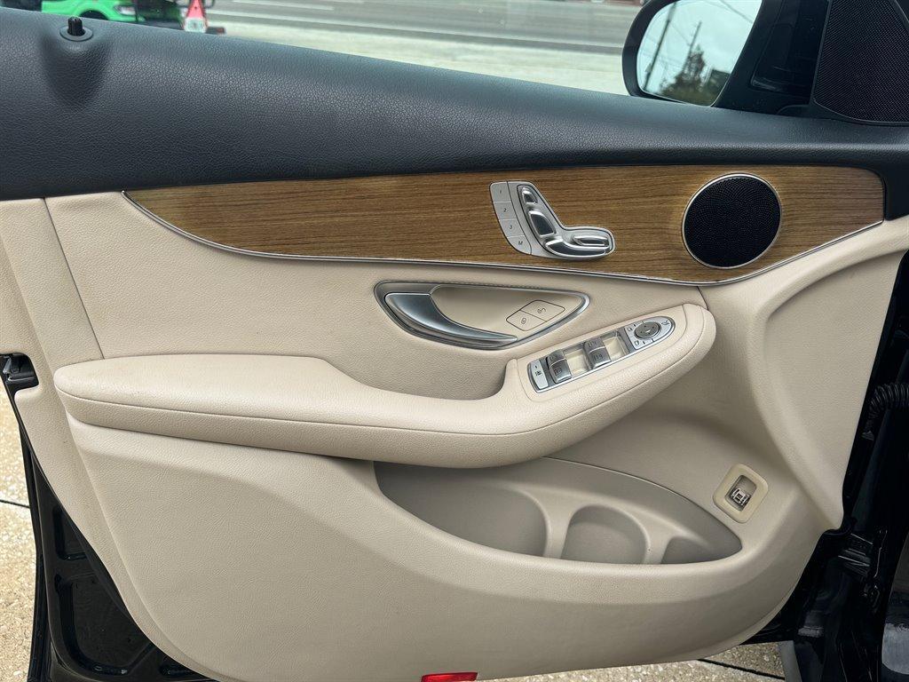 used 2018 Mercedes-Benz GLC 300 car, priced at $18,900