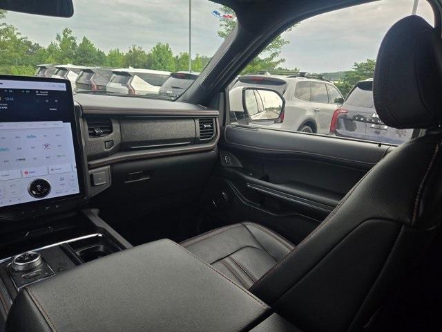 used 2024 Ford Expedition car, priced at $53,762