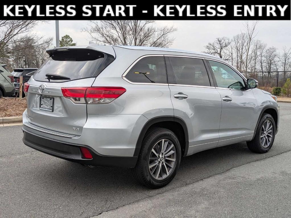 used 2018 Toyota Highlander car, priced at $22,782