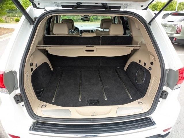 used 2017 Jeep Grand Cherokee car, priced at $16,266