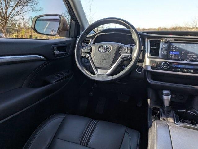 used 2017 Toyota Highlander car, priced at $21,829