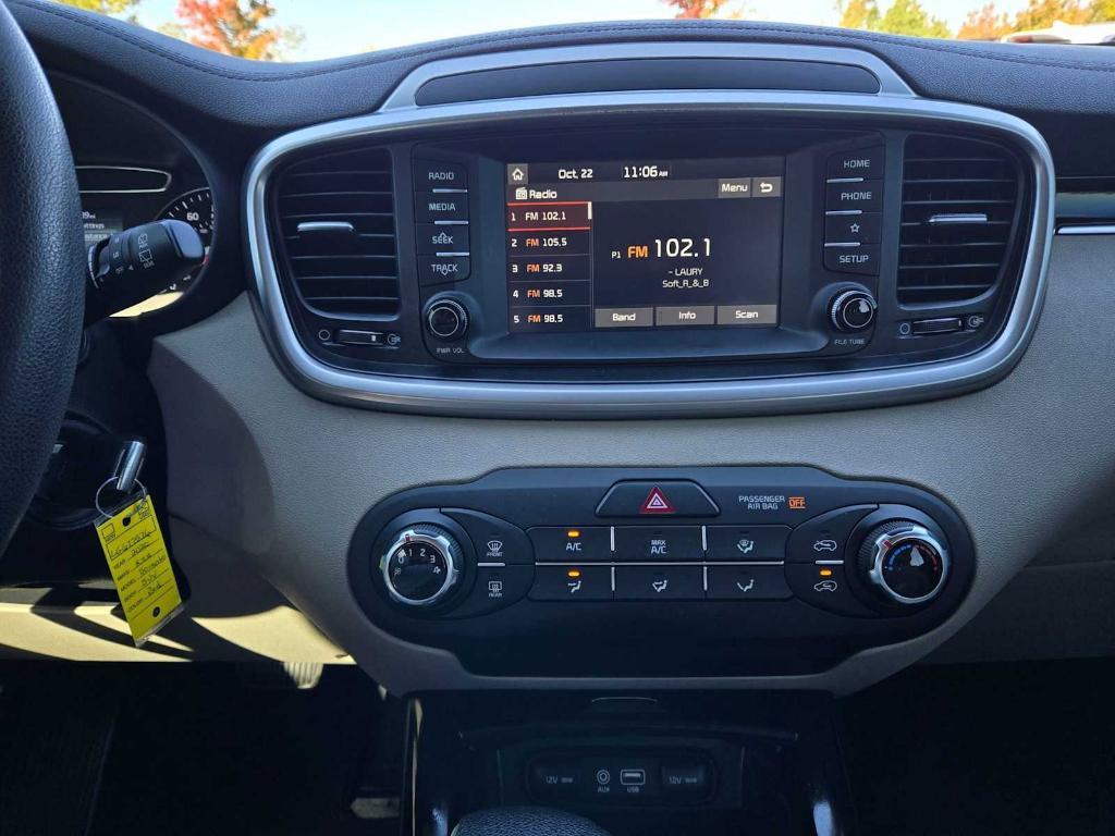 used 2020 Kia Sorento car, priced at $14,124