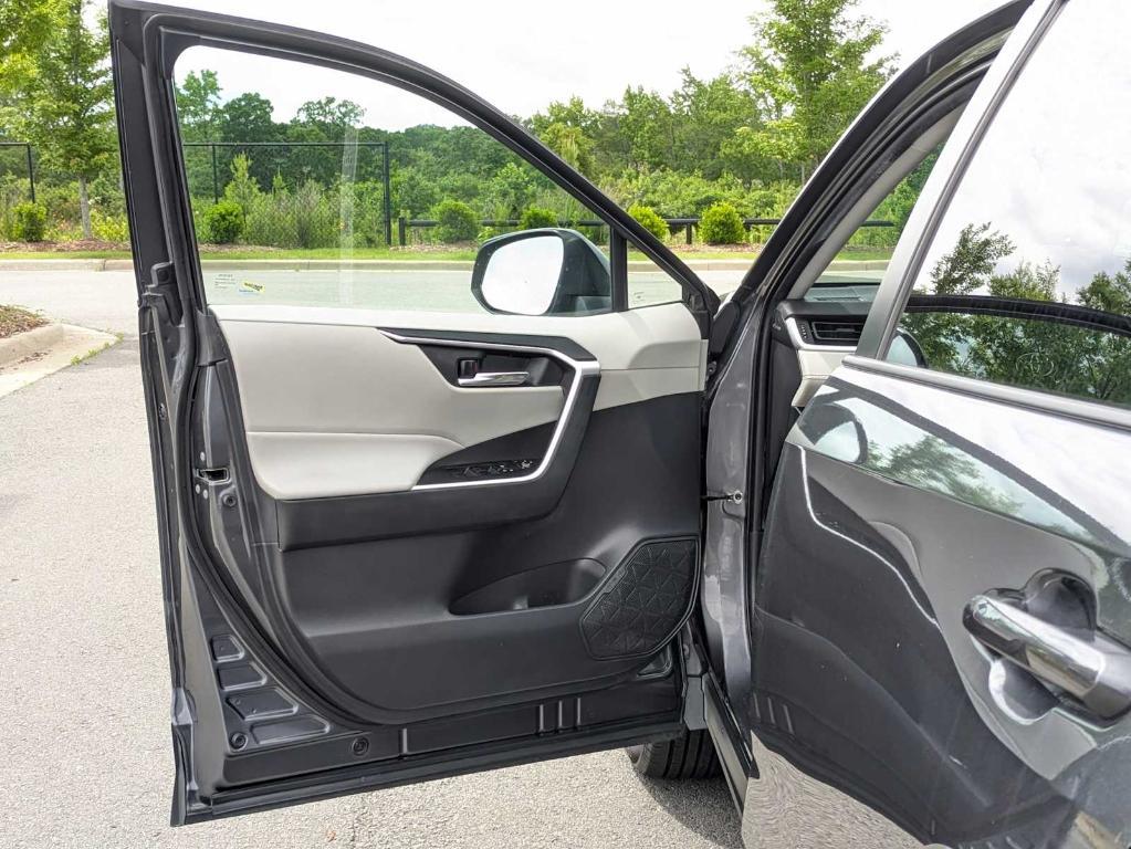 used 2021 Toyota RAV4 Hybrid car, priced at $25,218