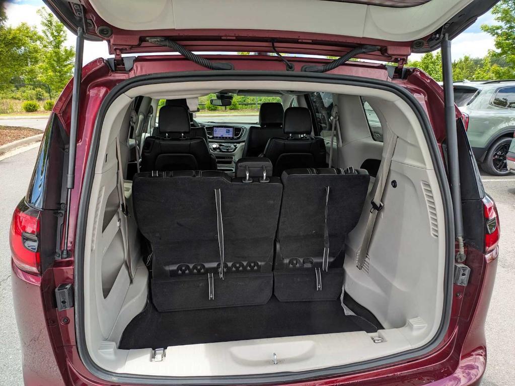 used 2023 Chrysler Pacifica car, priced at $24,398