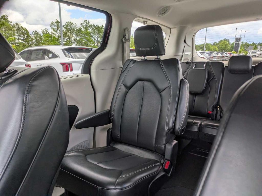 used 2023 Chrysler Pacifica car, priced at $24,398