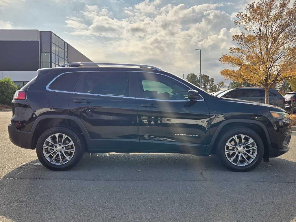 used 2021 Jeep Cherokee car, priced at $17,029