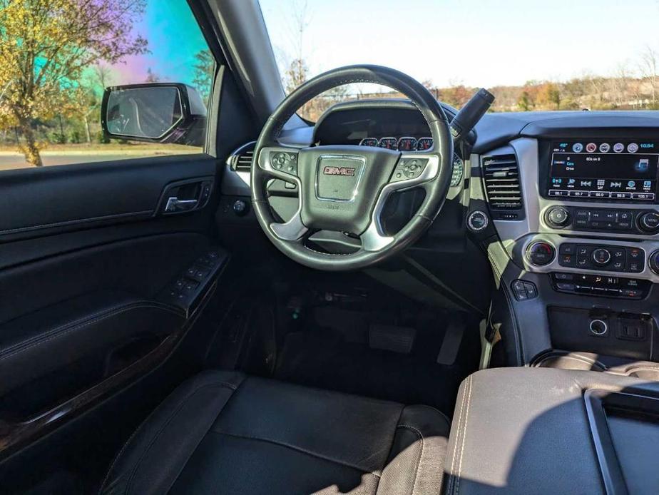 used 2020 GMC Yukon XL car, priced at $33,788