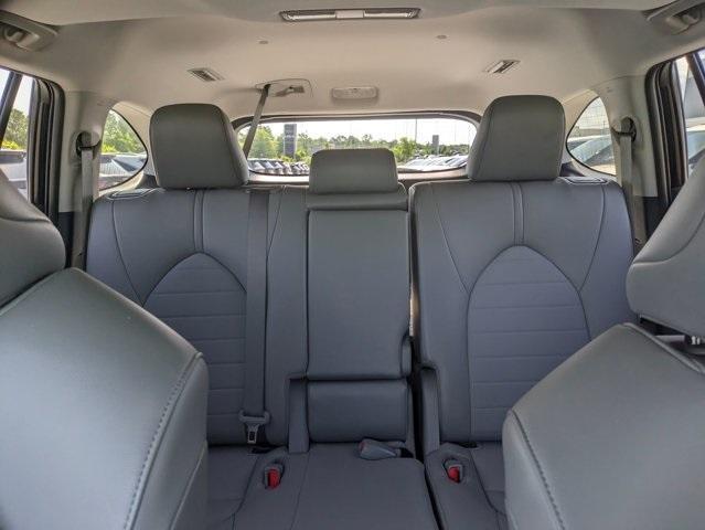 used 2022 Toyota Highlander car, priced at $38,255
