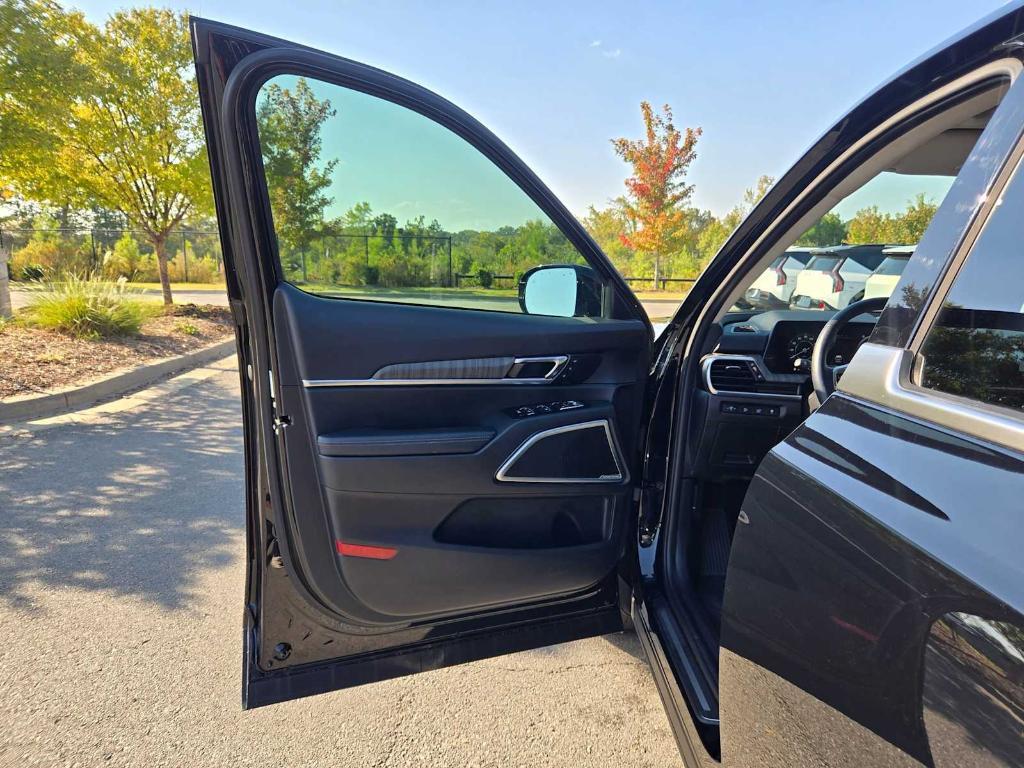 used 2025 Kia Telluride car, priced at $42,933