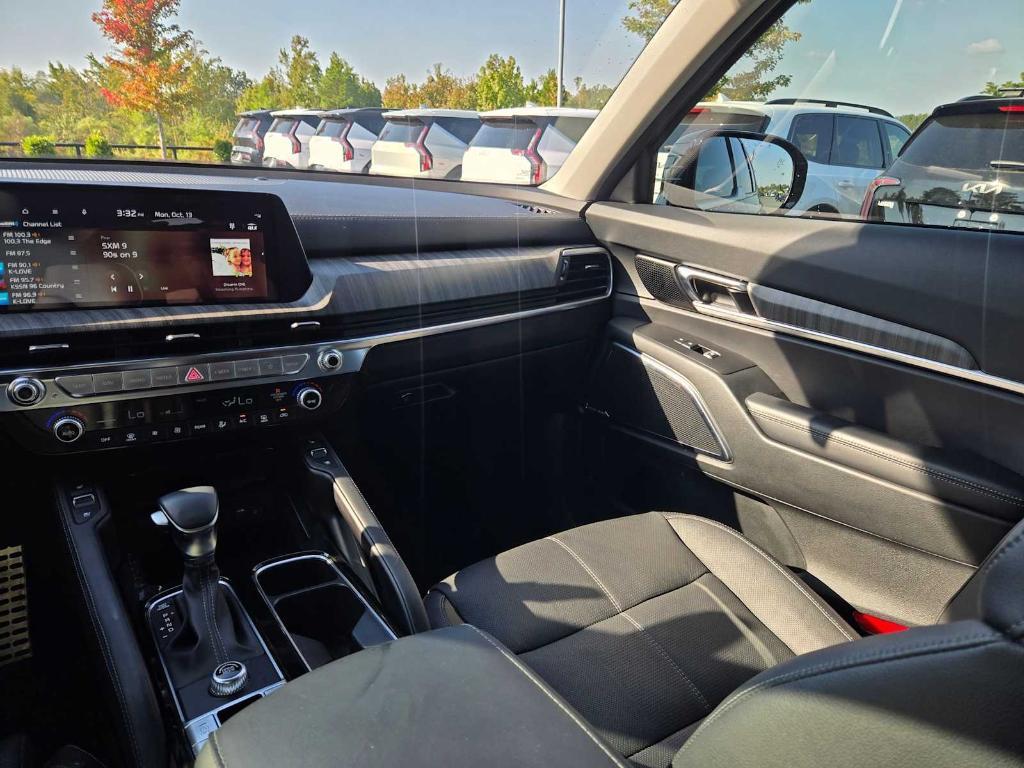 used 2025 Kia Telluride car, priced at $42,933