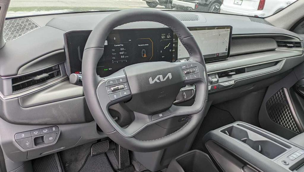 new 2024 Kia EV9 car, priced at $48,285