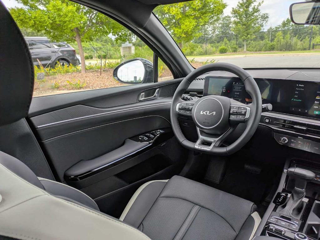 new 2025 Kia K5 car, priced at $30,550