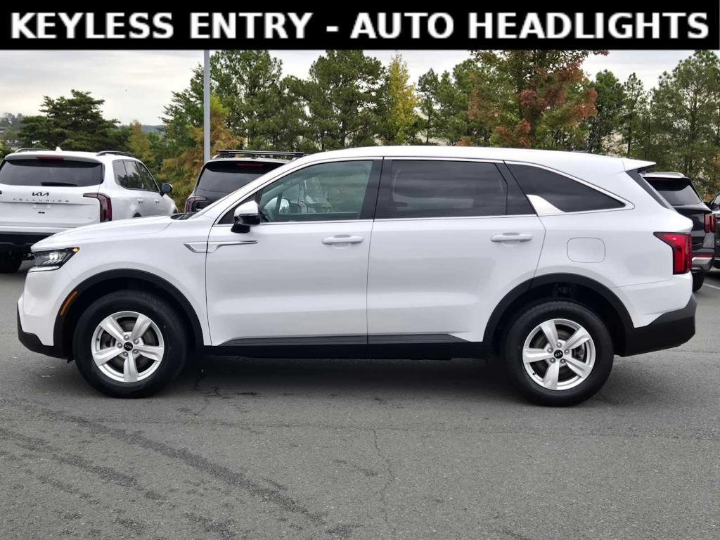 used 2021 Kia Sorento car, priced at $14,632