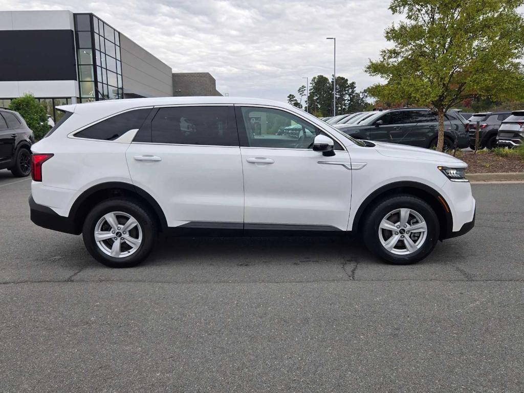 used 2021 Kia Sorento car, priced at $14,632