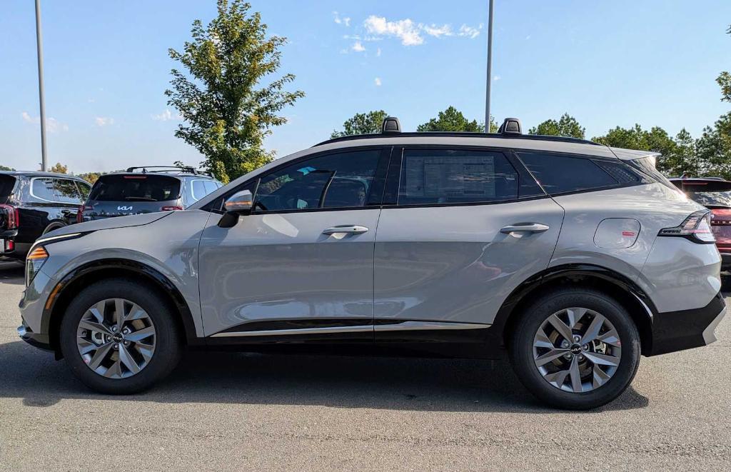 new 2025 Kia Sportage car, priced at $33,090